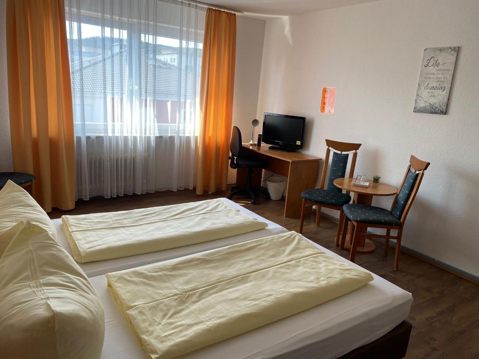 Hotel Sonne - Haus 1 Idstein Exteriör bild