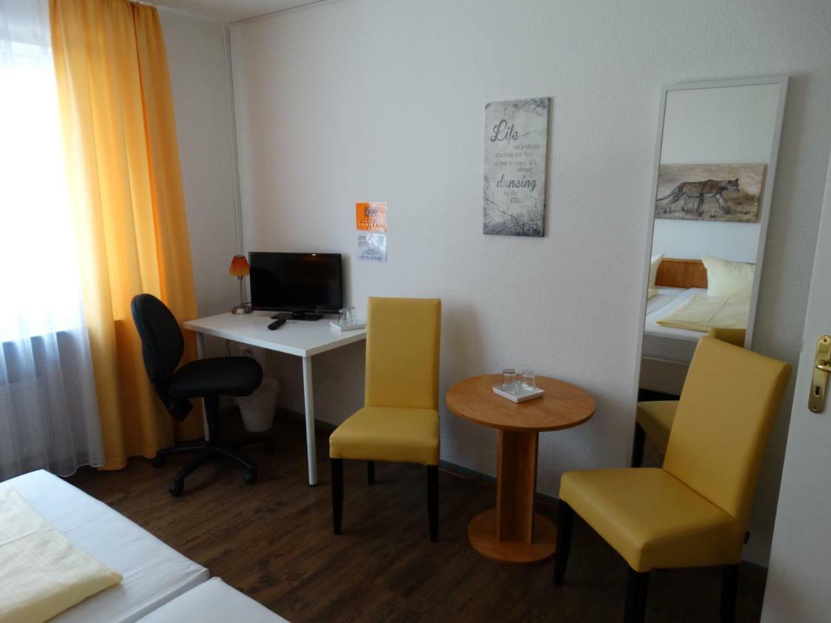 Hotel Sonne - Haus 1 Idstein Exteriör bild