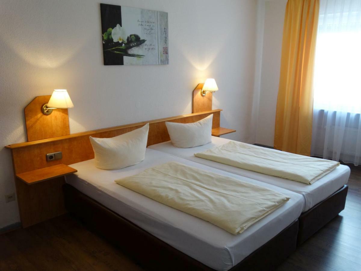 Hotel Sonne - Haus 1 Idstein Exteriör bild